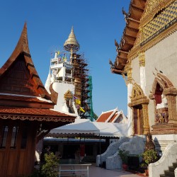 Bouddha debout Bangkok